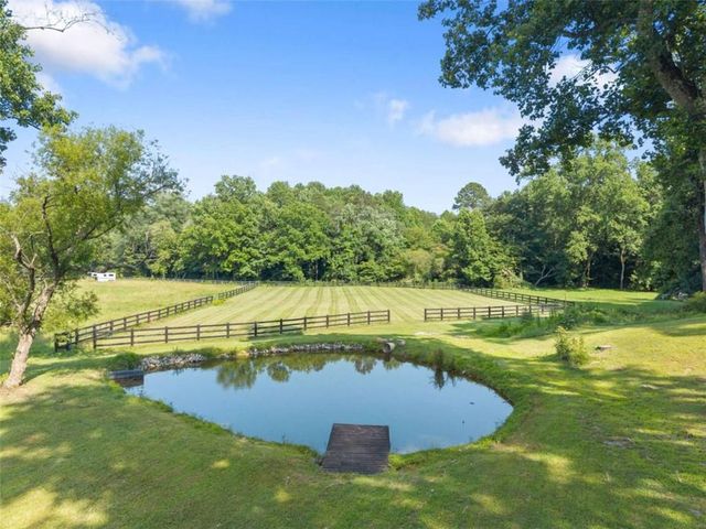 5825 Sweetbottom Lane, Clermont, GA 30527