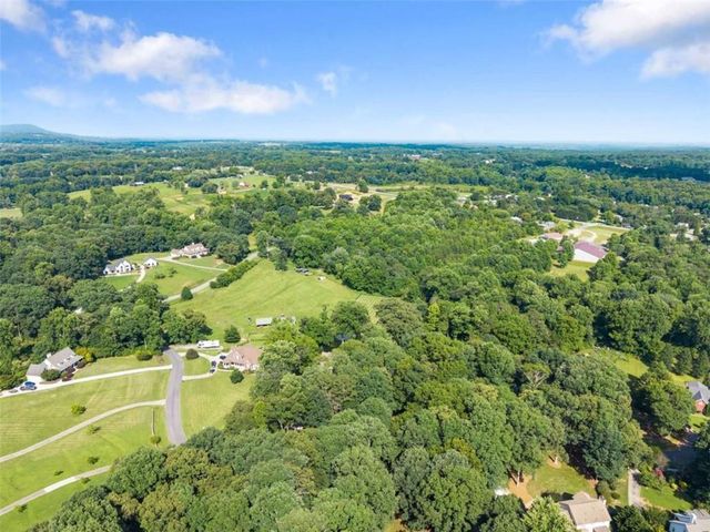 5825 Sweetbottom Lane, Clermont, GA 30527