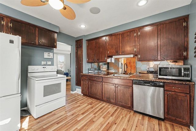 25338 Wagner Avenue, Warren, MI 48089