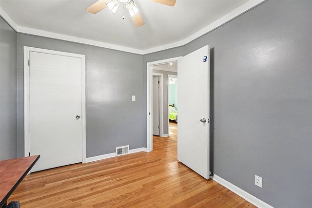 25338 Wagner Avenue, Warren, MI 48089