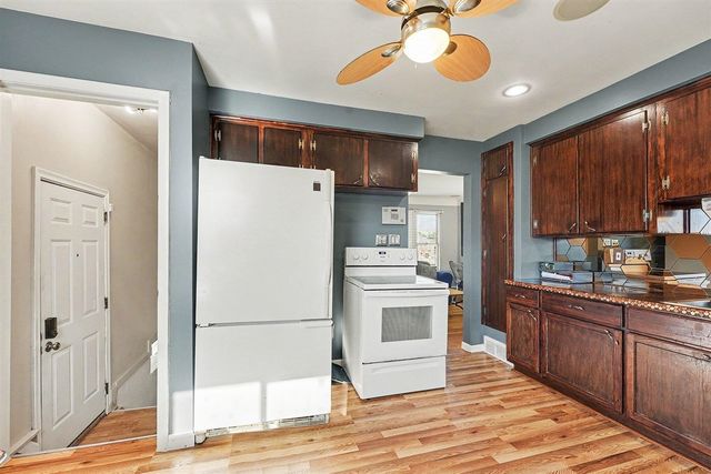 25338 Wagner Avenue, Warren, MI 48089