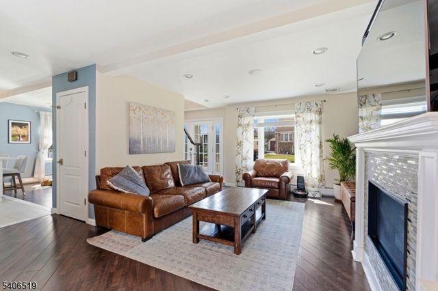 44 Laura Ave, Nutley Twp., NJ 07110