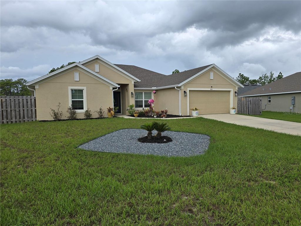 825 W HALLAM DRIVE, Citrus Springs, FL 34434
