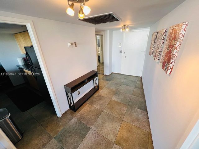 900 Bay Dr 411, Miami Beach, FL 33141