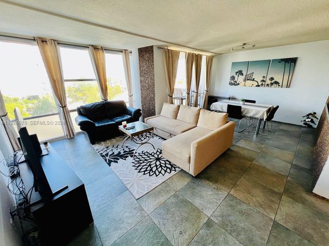 900 Bay Dr 411, Miami Beach, FL 33141