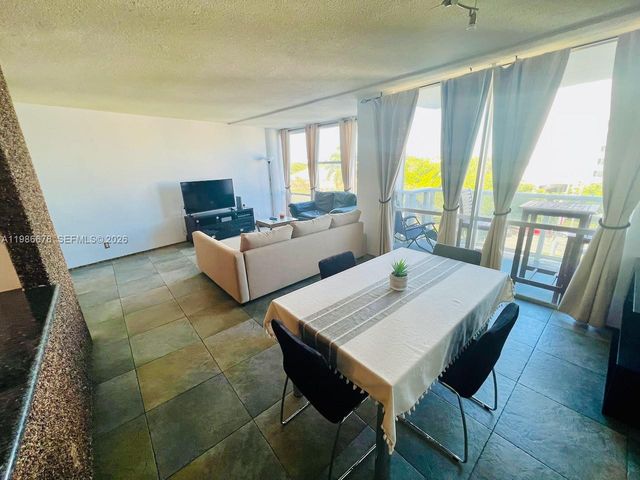 900 Bay Dr 411, Miami Beach, FL 33141