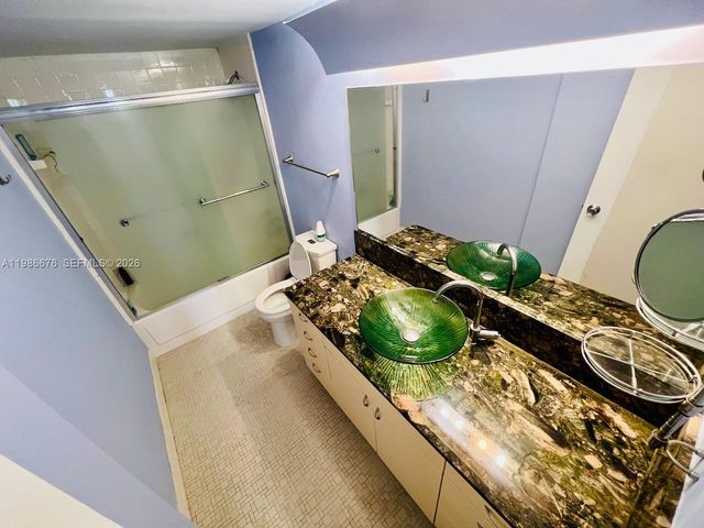 900 Bay Dr 411, Miami Beach, FL 33141