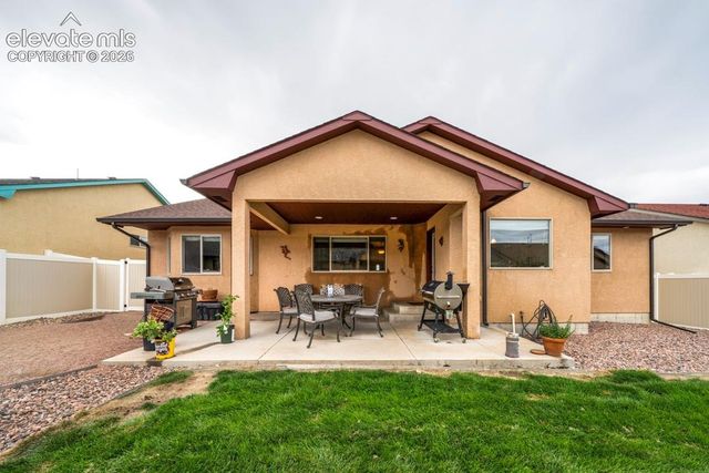 2311 Meadowlark Lane, Pueblo, CO 81001