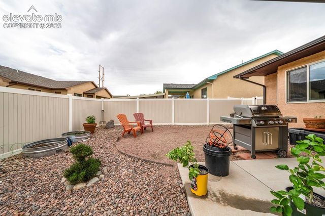 2311 Meadowlark Lane, Pueblo, CO 81001
