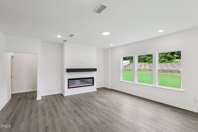 4221 Avaruth Lane 110, Fuquay Varina, NC 27526