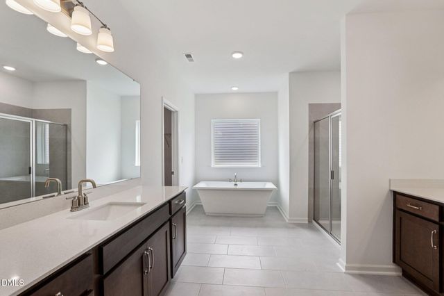4221 Avaruth Lane 110, Fuquay Varina, NC 27526