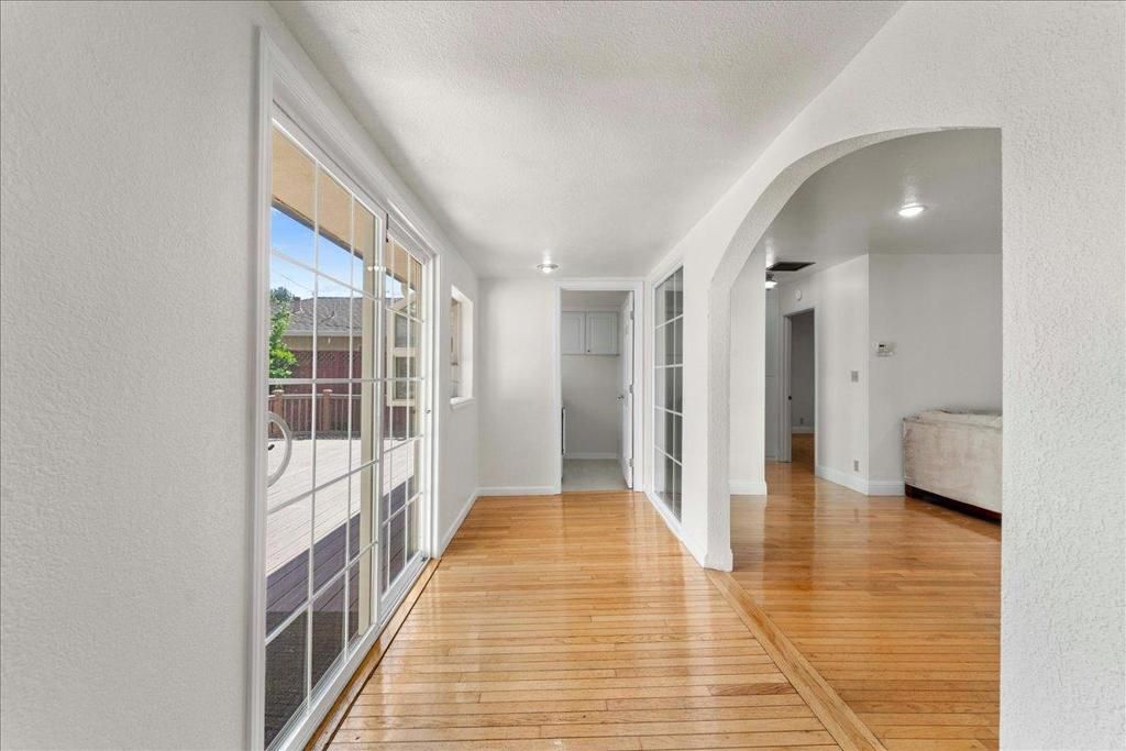 Image 9 of property listing at 2099 Emory Street, San Jose, CA 95128