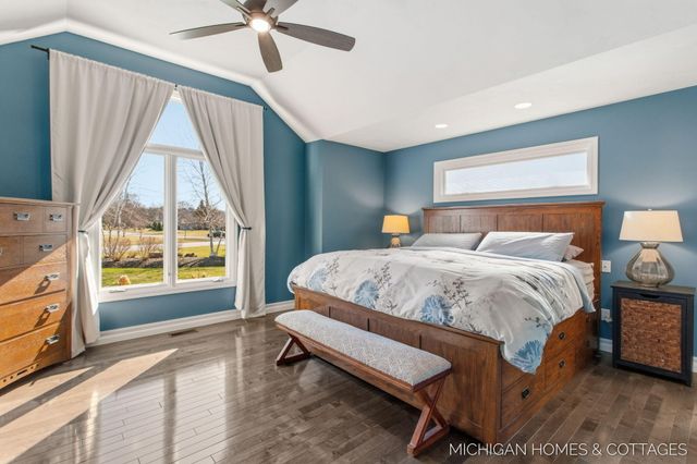 404 Goldcrest Drive, Park Twp, MI 49424