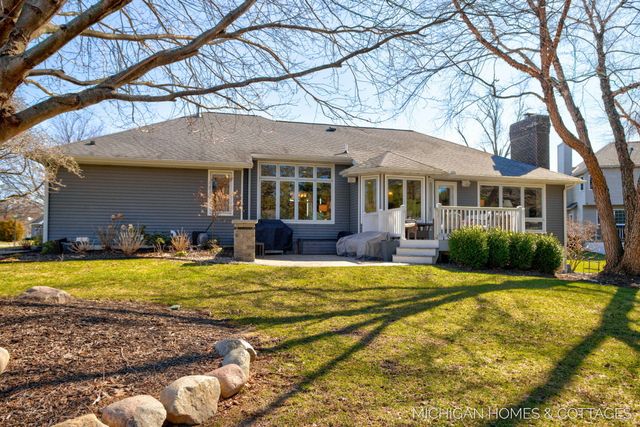 404 Goldcrest Drive, Park Twp, MI 49424