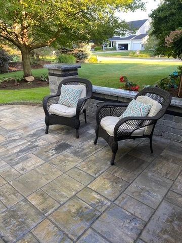 404 Goldcrest Drive, Park Twp, MI 49424