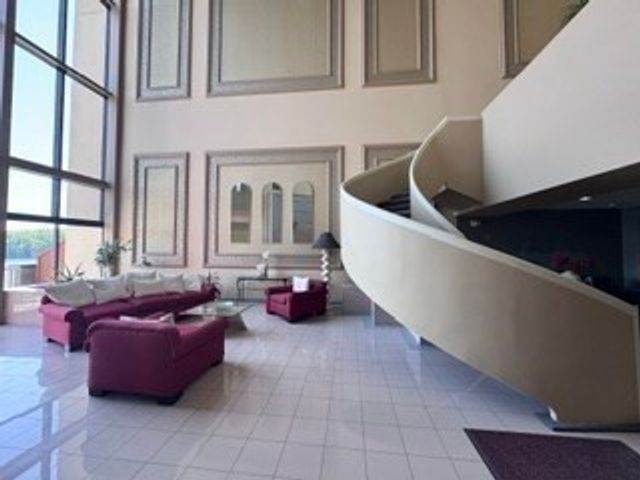 65 Lake Avenue 522, Worcester, MA 01604
