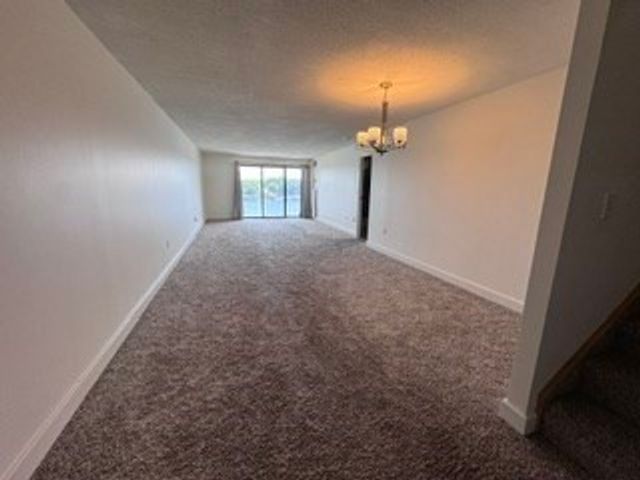 65 Lake Avenue 522, Worcester, MA 01604