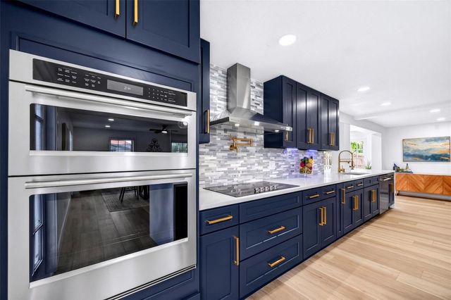 4912 W DRYAD STREET, Tampa, FL 33629