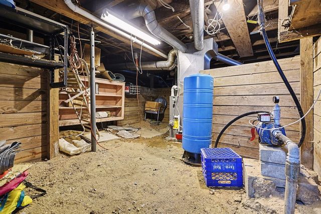 12093 Winans Drive, Dowling, MI 49050