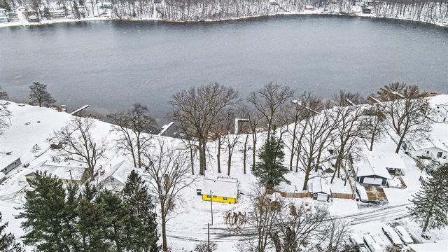 12093 Winans Drive, Dowling, MI 49050