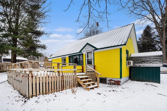 12093 Winans Drive, Dowling, MI 49050