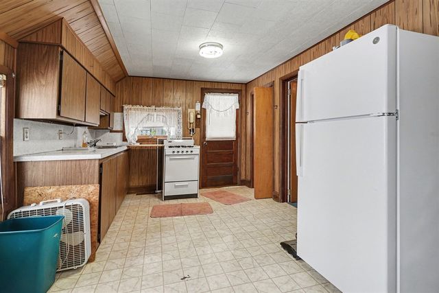 12093 Winans Drive, Dowling, MI 49050