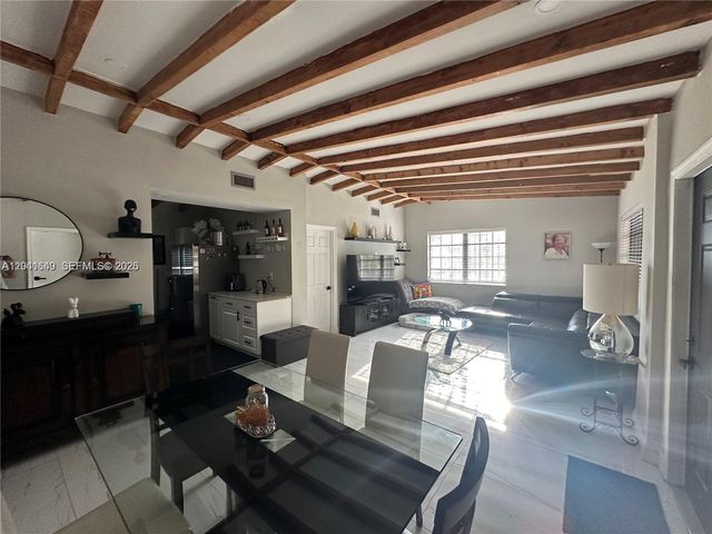 6060 NW 7th St, Miami, FL 33126