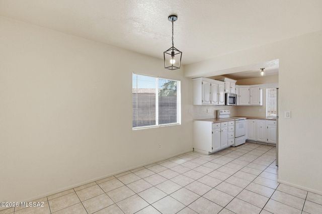 5312 W Wood Owl Drive, Tucson, AZ 85742