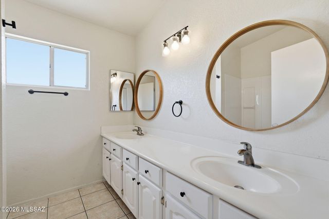 5312 W Wood Owl Drive, Tucson, AZ 85742