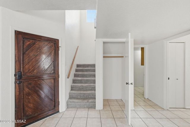 5312 W Wood Owl Drive, Tucson, AZ 85742