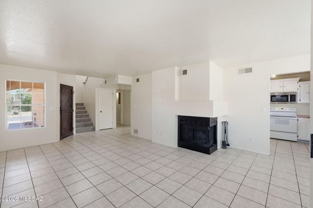 5312 W Wood Owl Drive, Tucson, AZ 85742