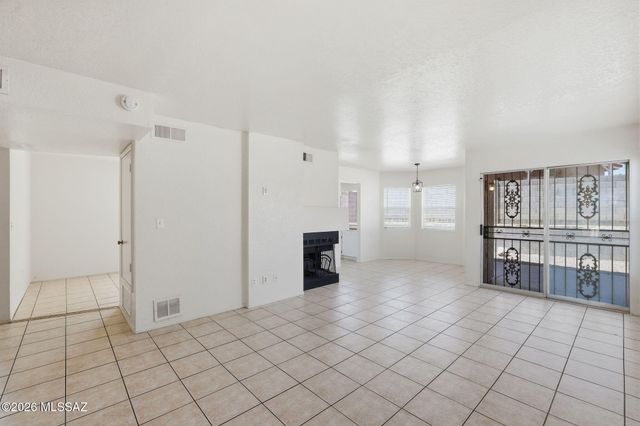 5312 W Wood Owl Drive, Tucson, AZ 85742