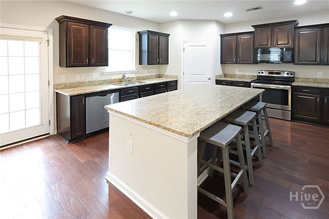 119 Winslow Circle, Savannah, GA 31407