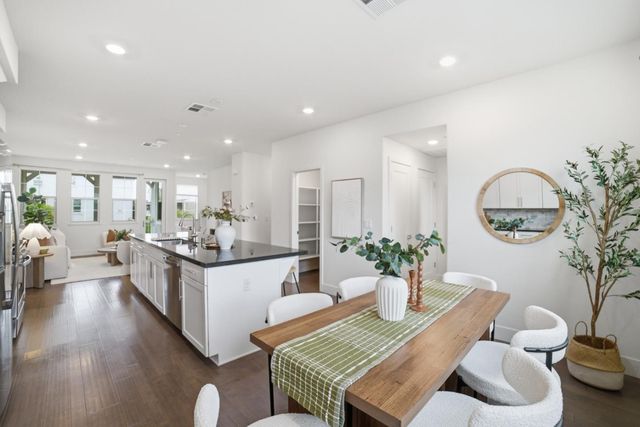 37549 Willow Street, Newark, CA 94560
