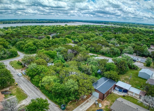 2721 Walnut Street, Granbury, TX 76048