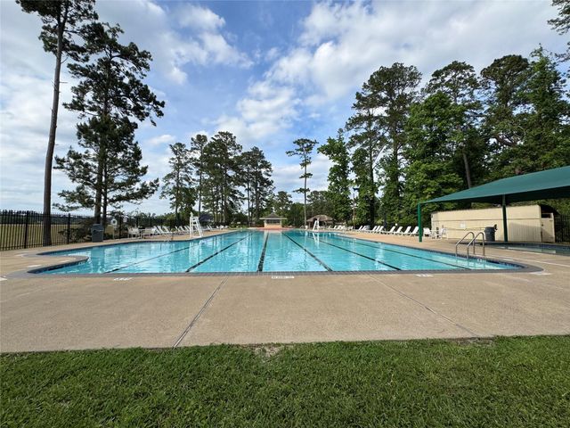 1221 Green Briar Drive, Huntsville, TX 77340