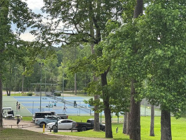 1221 Green Briar Drive, Huntsville, TX 77340