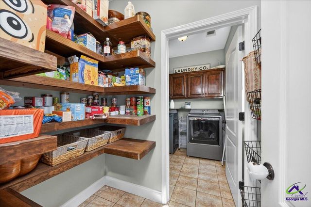 200 Yale Circle, Bonaire, GA 31005