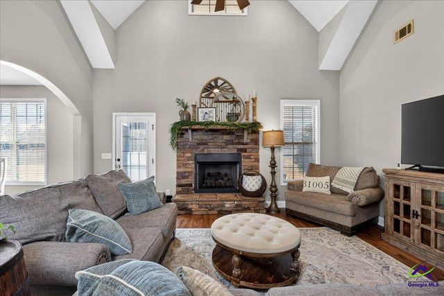 200 Yale Circle, Bonaire, GA 31005