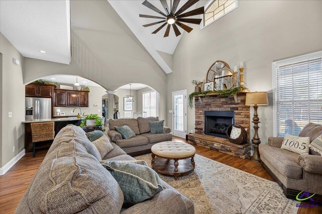 200 Yale Circle, Bonaire, GA 31005