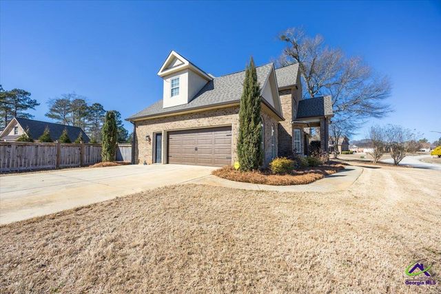 200 Yale Circle, Bonaire, GA 31005