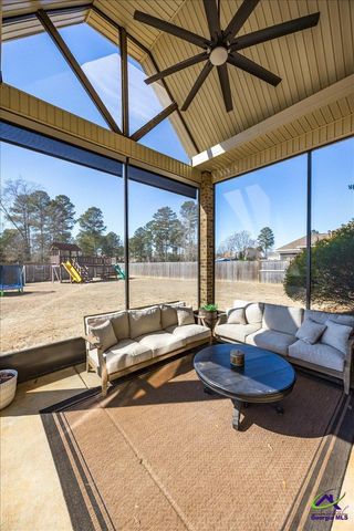 200 Yale Circle, Bonaire, GA 31005