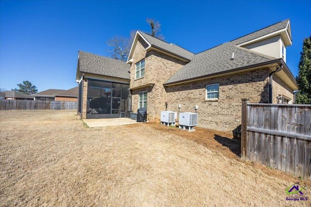 200 Yale Circle, Bonaire, GA 31005