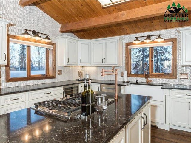 520 AUTUMN DRIVE, Fairbanks, AK 99712