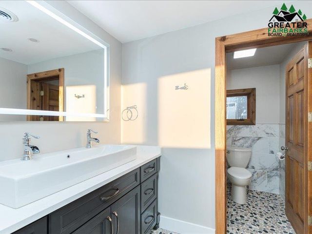 520 AUTUMN DRIVE, Fairbanks, AK 99712