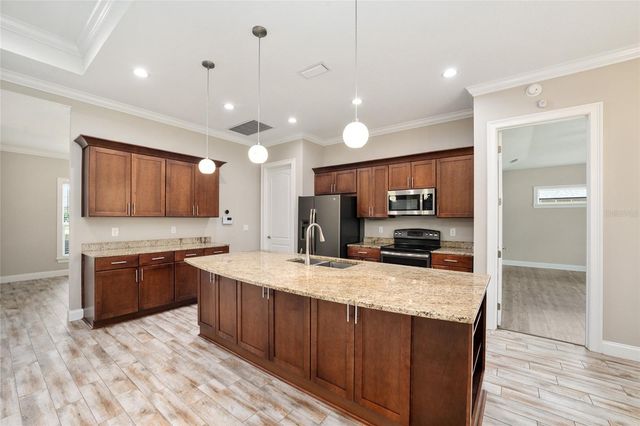 9654 SW 40TH TERRACE, Ocala, FL 34476