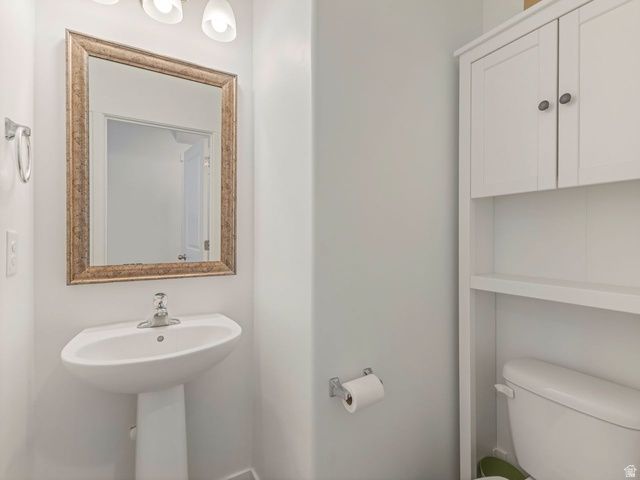 8533 W MEADOW BANK WAY, Magna, UT 84044
