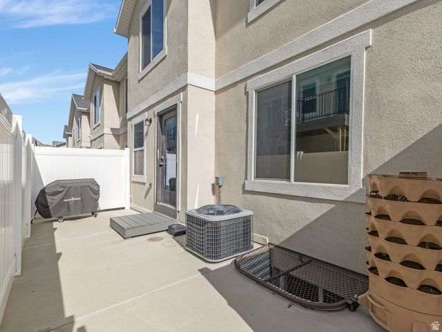 8533 W MEADOW BANK WAY, Magna, UT 84044