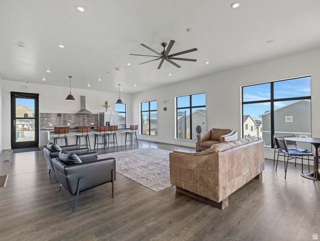 8533 W MEADOW BANK WAY, Magna, UT 84044