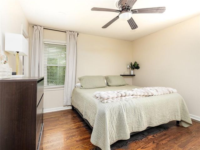 6108 W 76th Terrace, Prairie Village, KS 66208